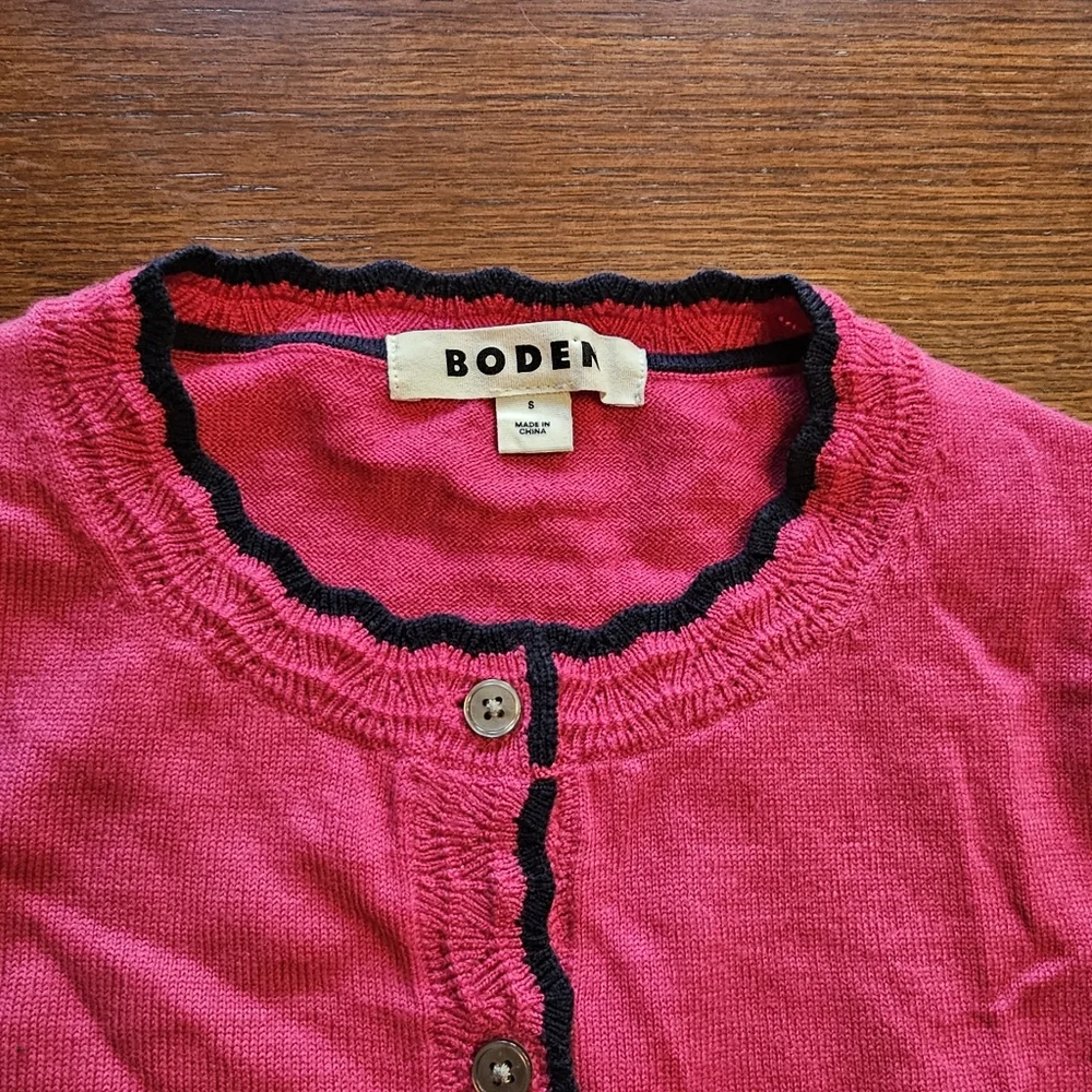 Boden 100% Wool Scalloped Cardigan Small - Picture 5 of 9
